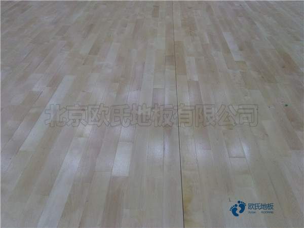 運(yùn)動(dòng)木地板變形的原因是什么