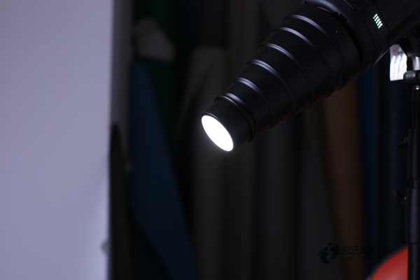 楓木運(yùn)動(dòng)籃球木地板較低價(jià)格