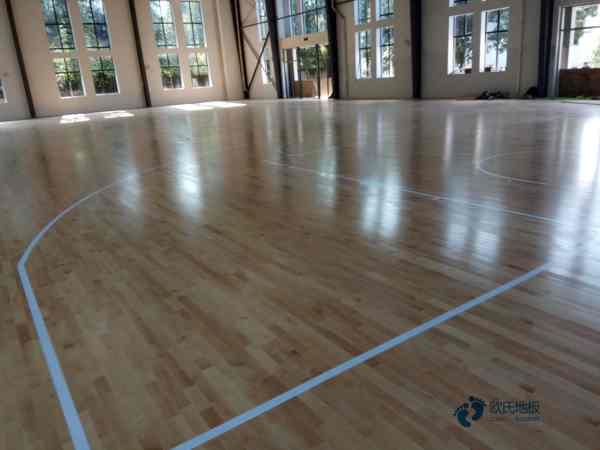 運(yùn)動木地板進(jìn)口品牌1