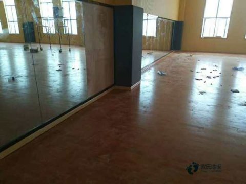 定制籃球場地地板哪個品牌好